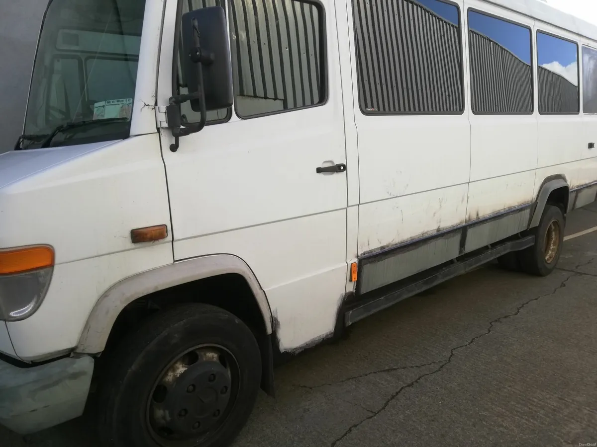 Vehicle Welding - Image 2