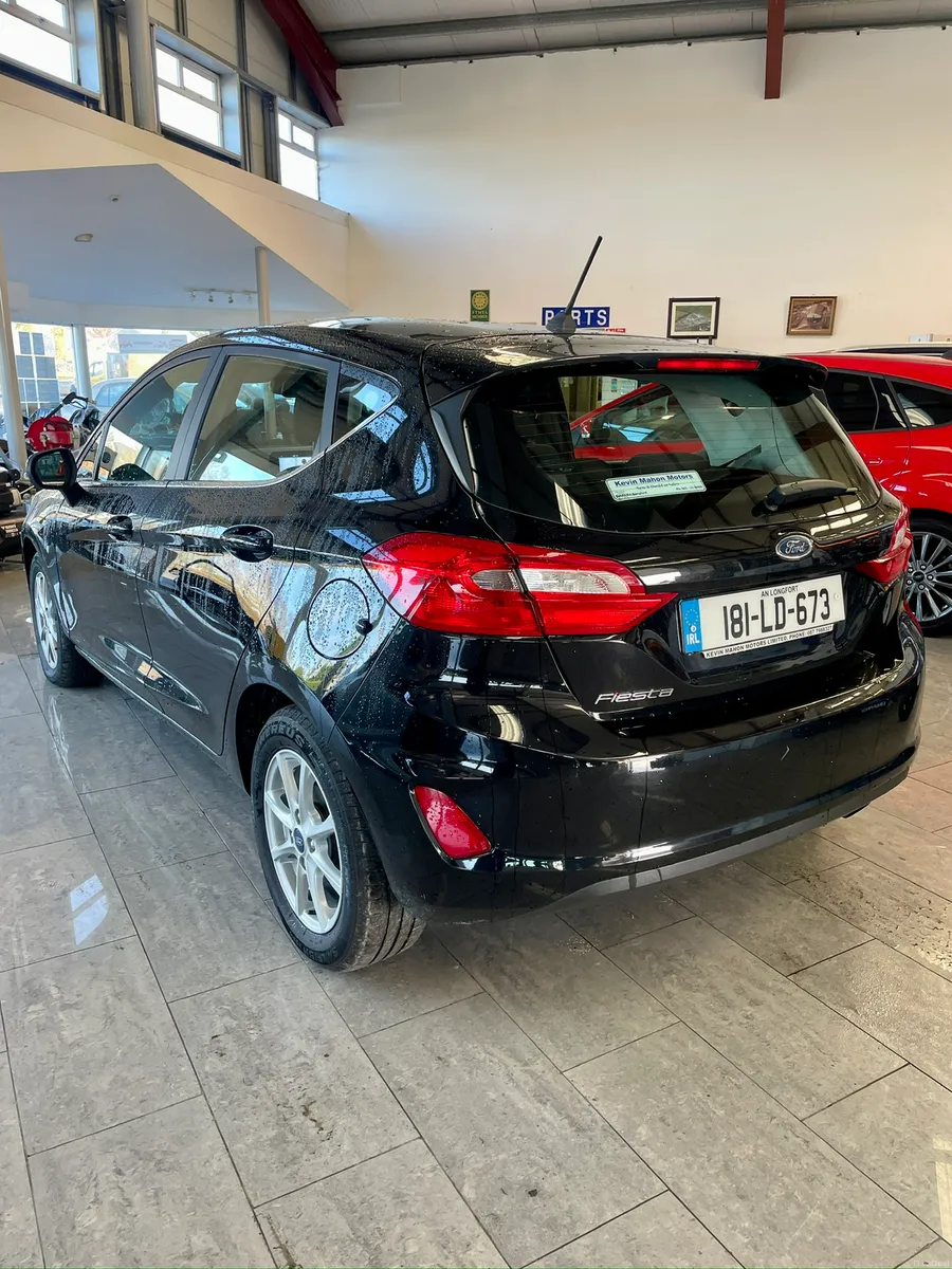 Ford Fiesta 1.1 Zetec 85HP - Image 2