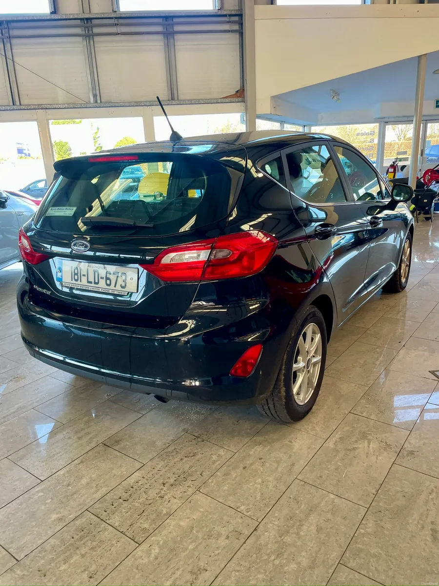 Ford Fiesta 1.1 Zetec 85HP - Image 3