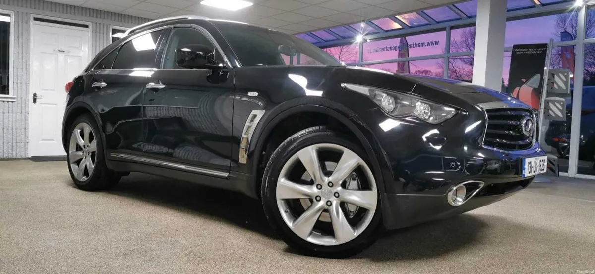 Infiniti FX30 3.0D Premium 238bhp 2013 - Image 2