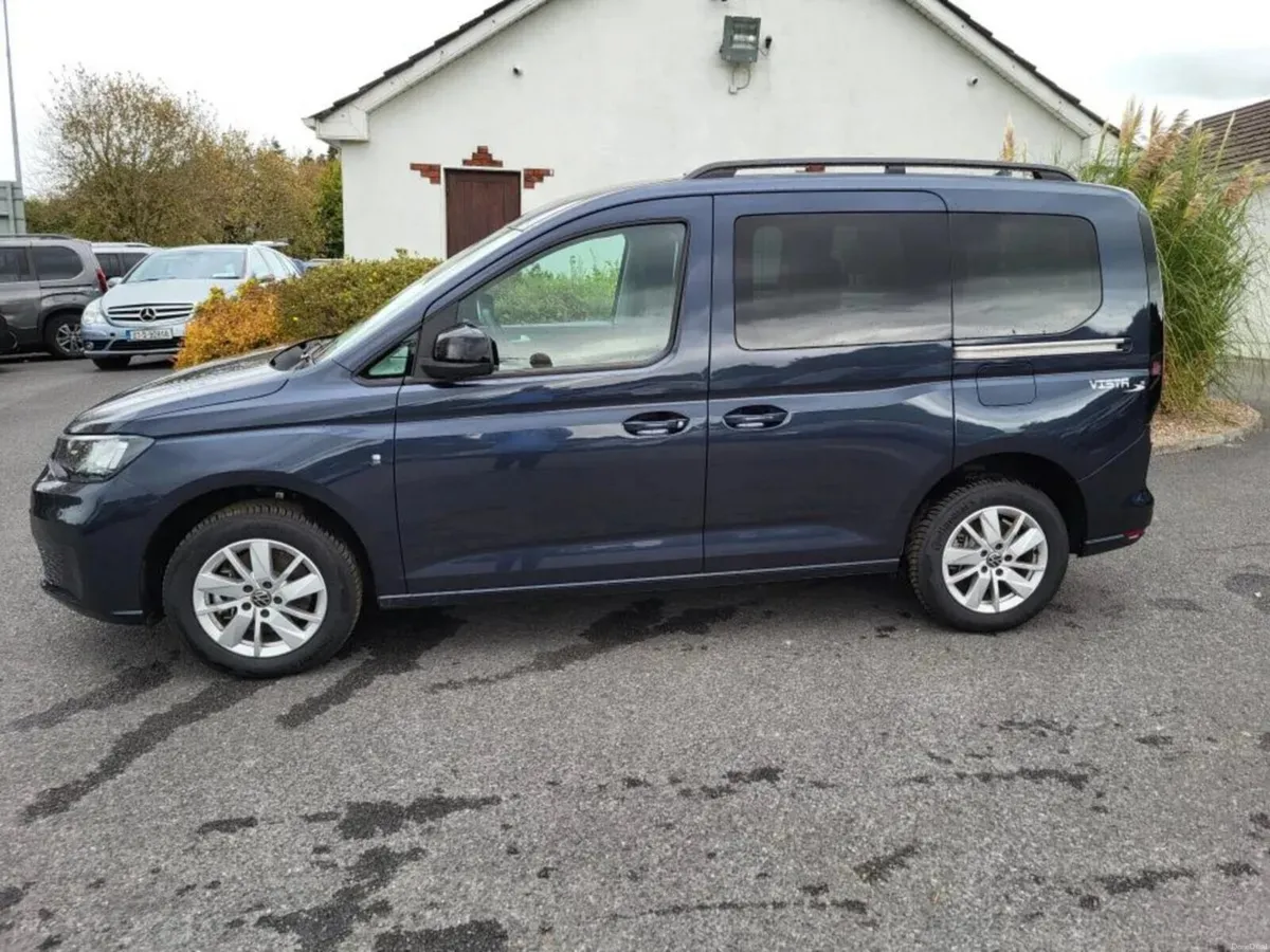 Wheelchair Accessible VW Caddy Vista - Image 4