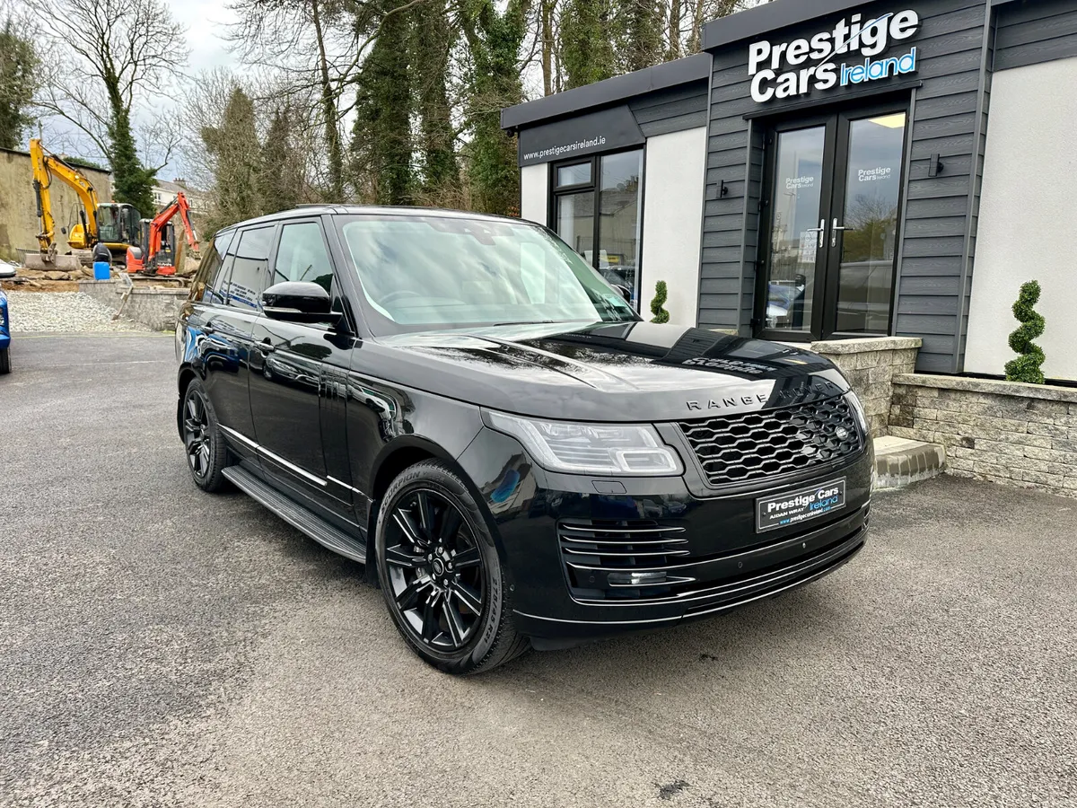 211 LAND ROVER RANGE ROVER P400 MYY21 BLACK PACK - Image 4