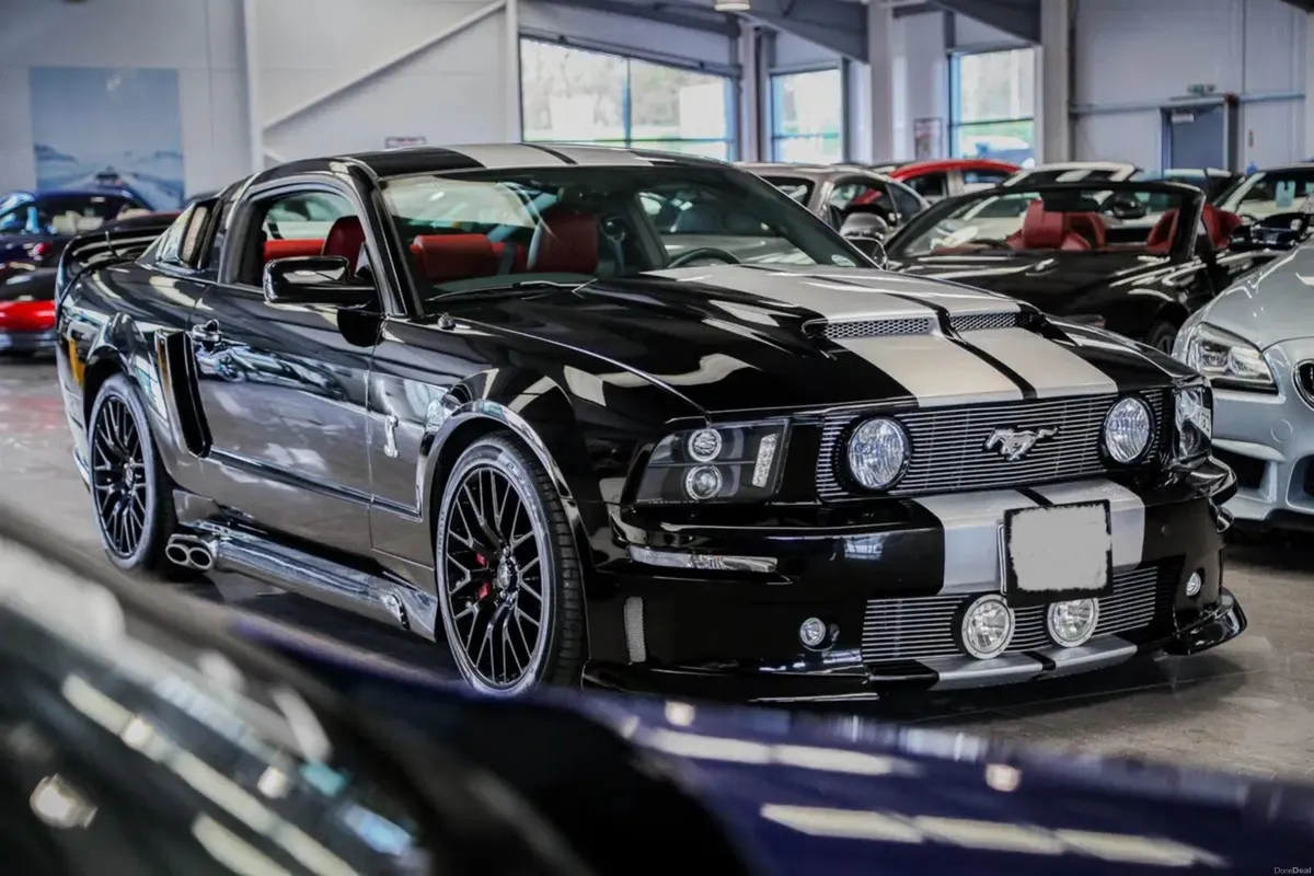 2005 FORD MUSTANG 4.6 V8 CERVINI 520R - Image 2