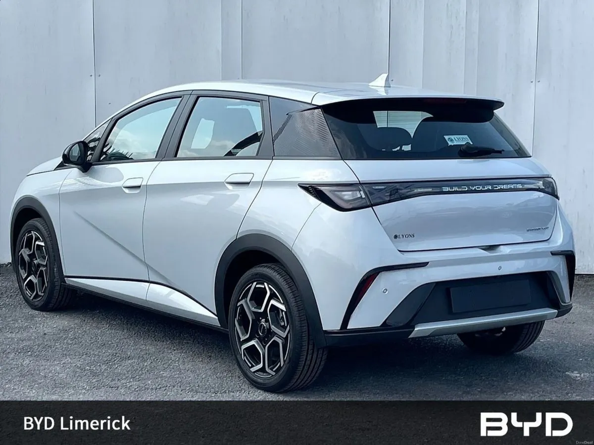 BYD DOLPHIN  261delivery  BYD Dolphin  Comfort (6 - Image 3