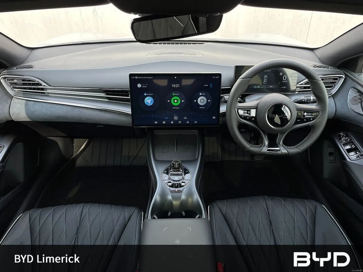 BYD SEAL  261 Delivery  Design 82.5kwh RWD - Reve - Image 3