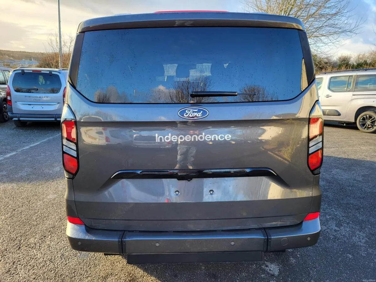 Ford Tourneo Custom 2026 - Image 6