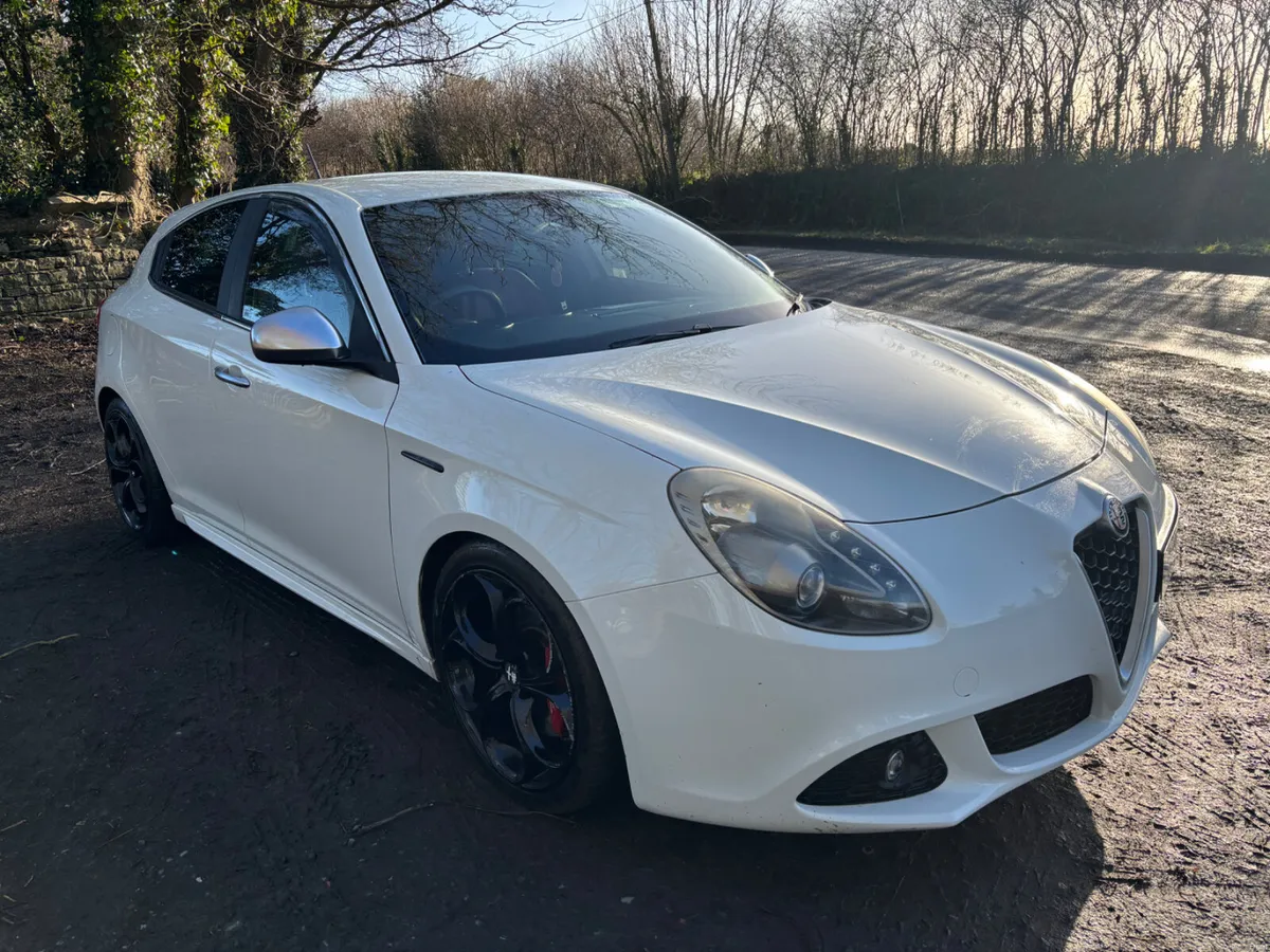 Alfa Romeo Giulietta Sportiva 210bhp - Image 4
