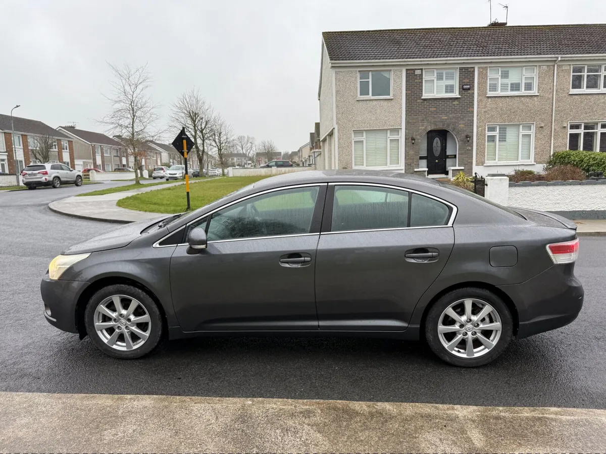 Toyota Avensis TR MODEL NEW NCT SAT NAV 2009 - Image 5