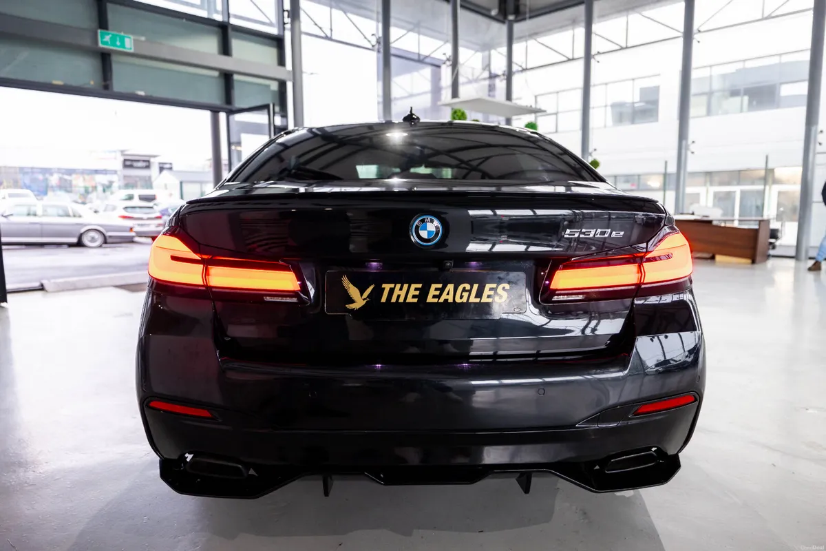 BMW 5-Series M SPORT AUTO - Image 4