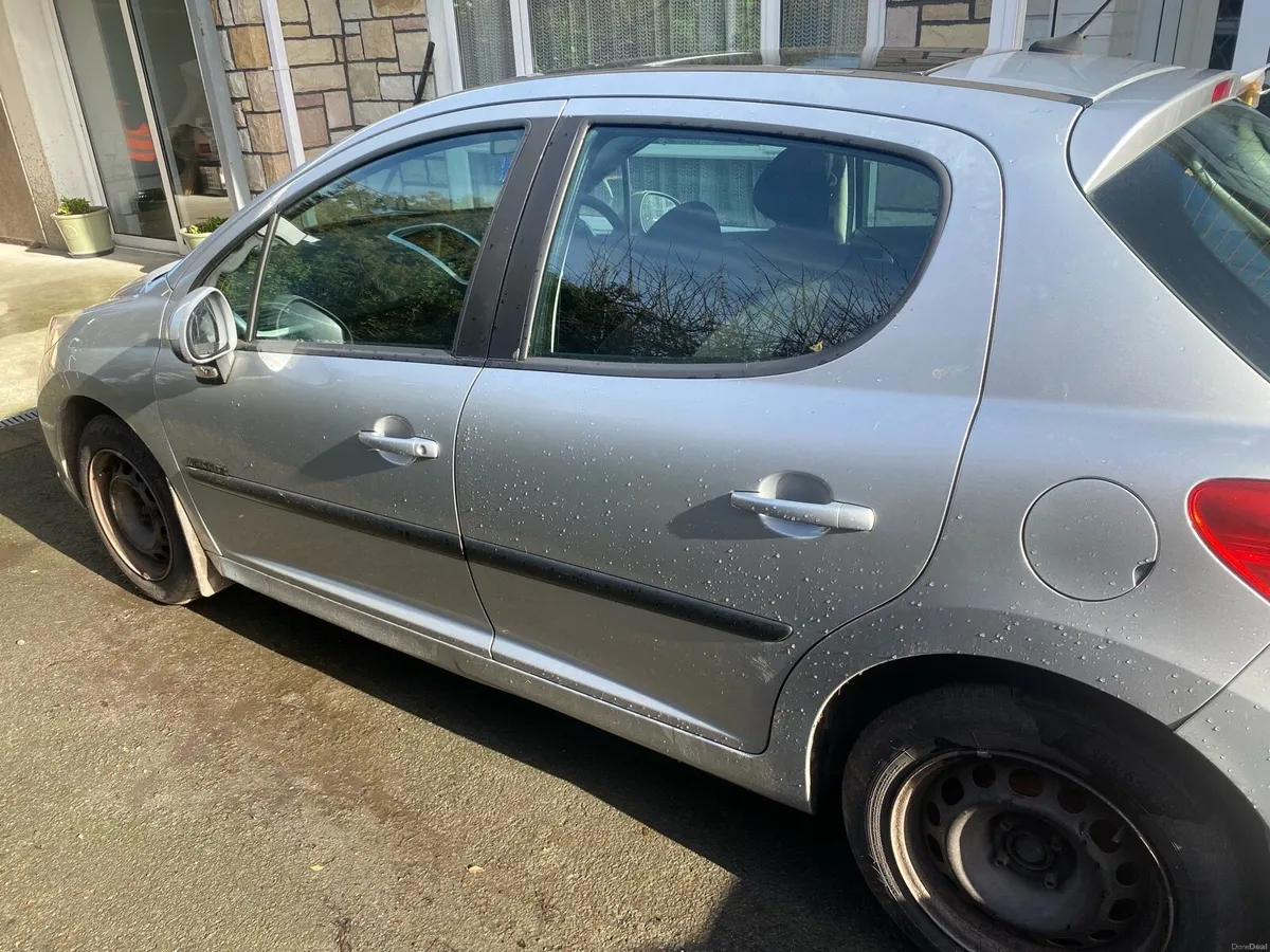 Peugeot 207 - Image 4