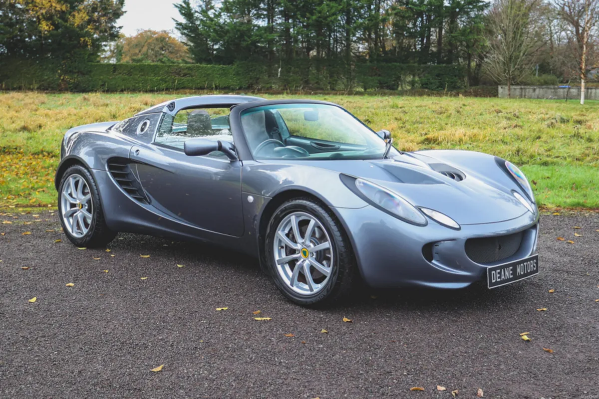 2002 Lotus Elise Series 2 - Image 1
