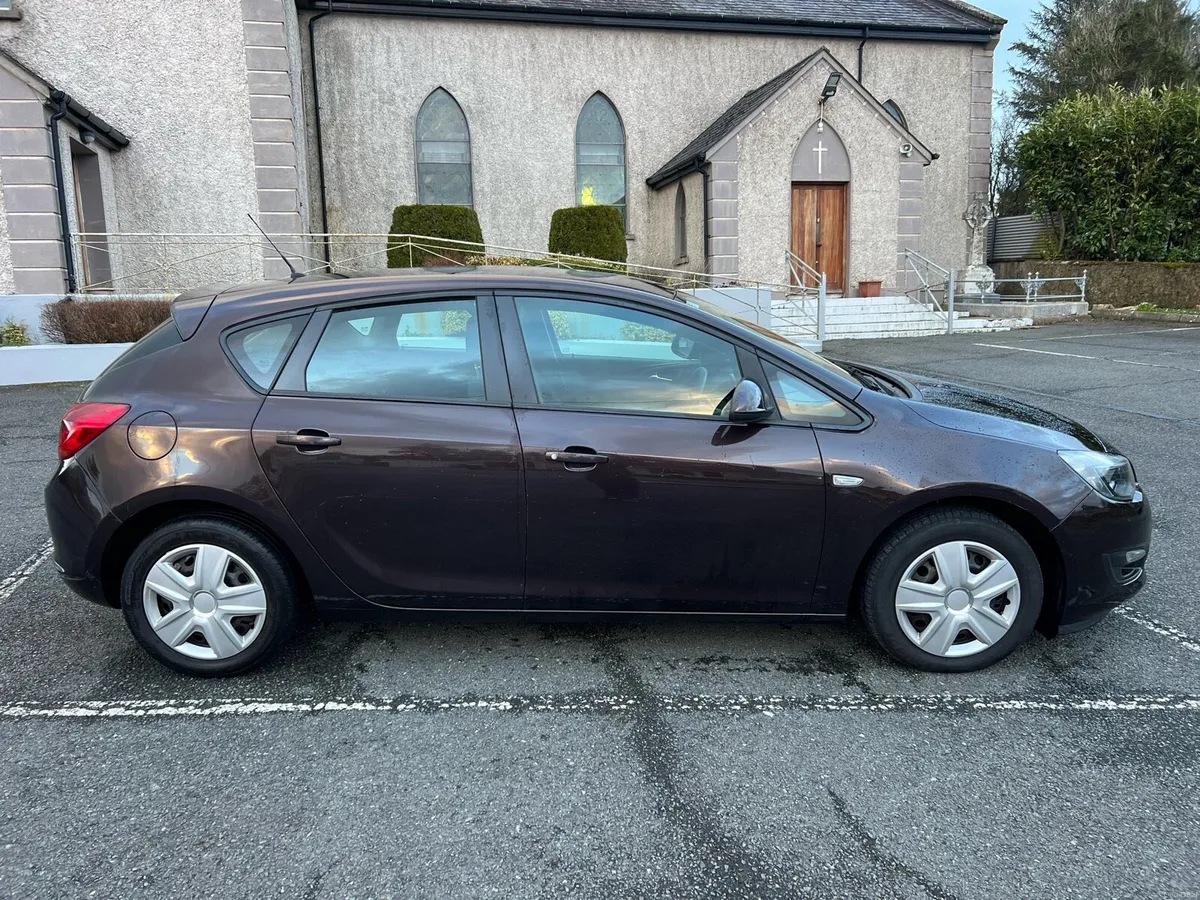 Opel Astra NCT 07-26 Very good condition - Image 2