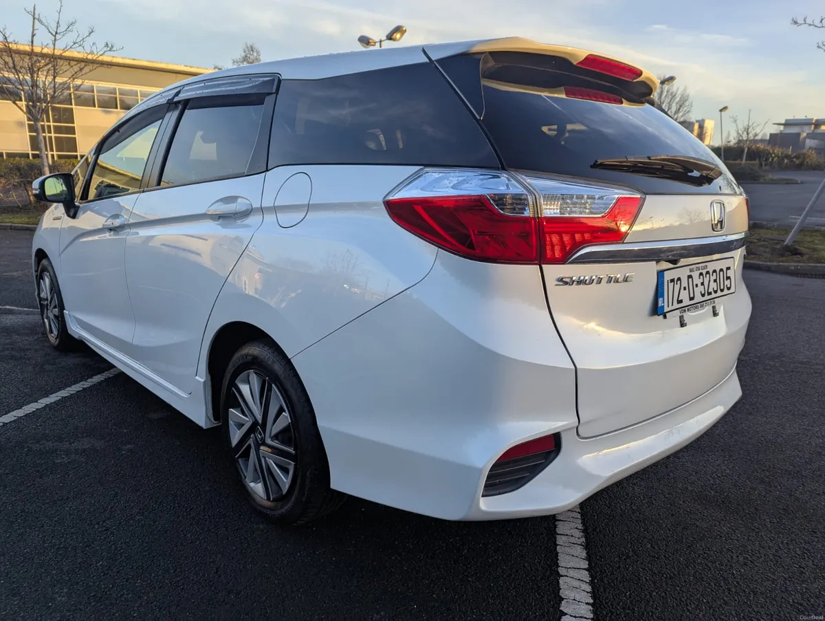 2017 HONDA SHUTTLE 1.5 HYBRID AUTO HIGH SPEC - Image 3