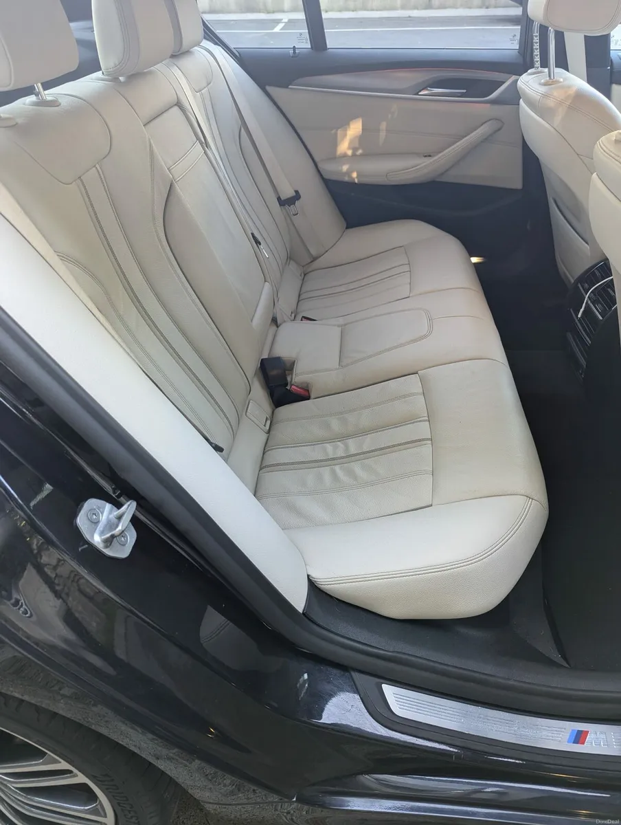 2020 BMW 530e M-Sport - Image 4