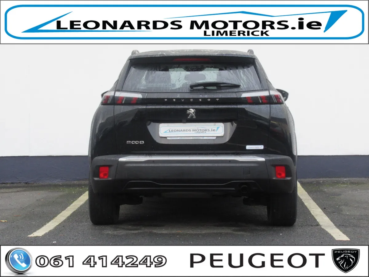 221 Peugeot 2008 Allure 1.2p 100bhp *REDUCED* - Image 4