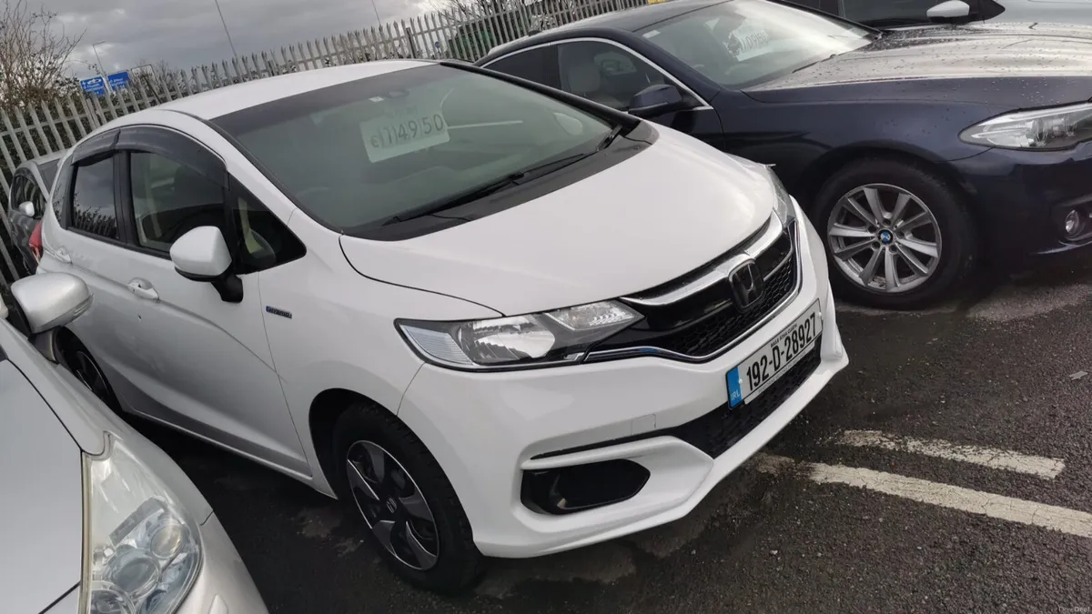 Honda fit hybrid auto low millage - Image 2