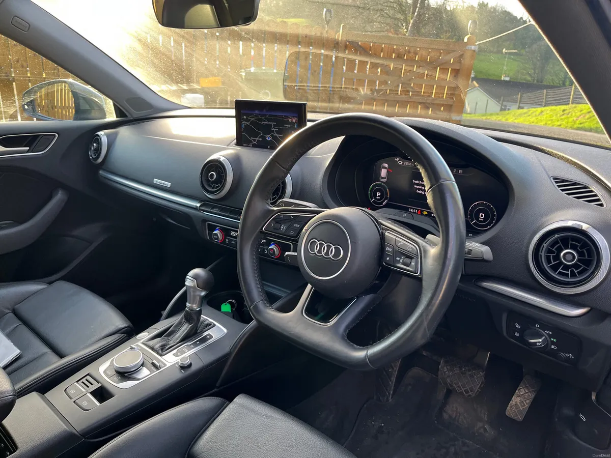 Audi e-tron 2020 - Image 4