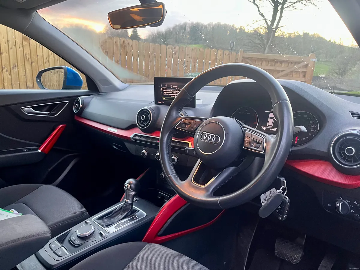 Showroom condition Audi q2 diesel automatic - Image 5