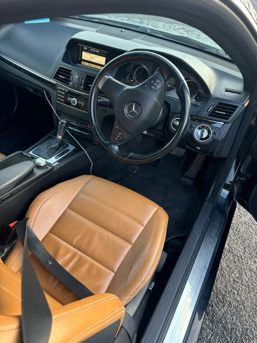 Mercedes e class coupe - Image 4