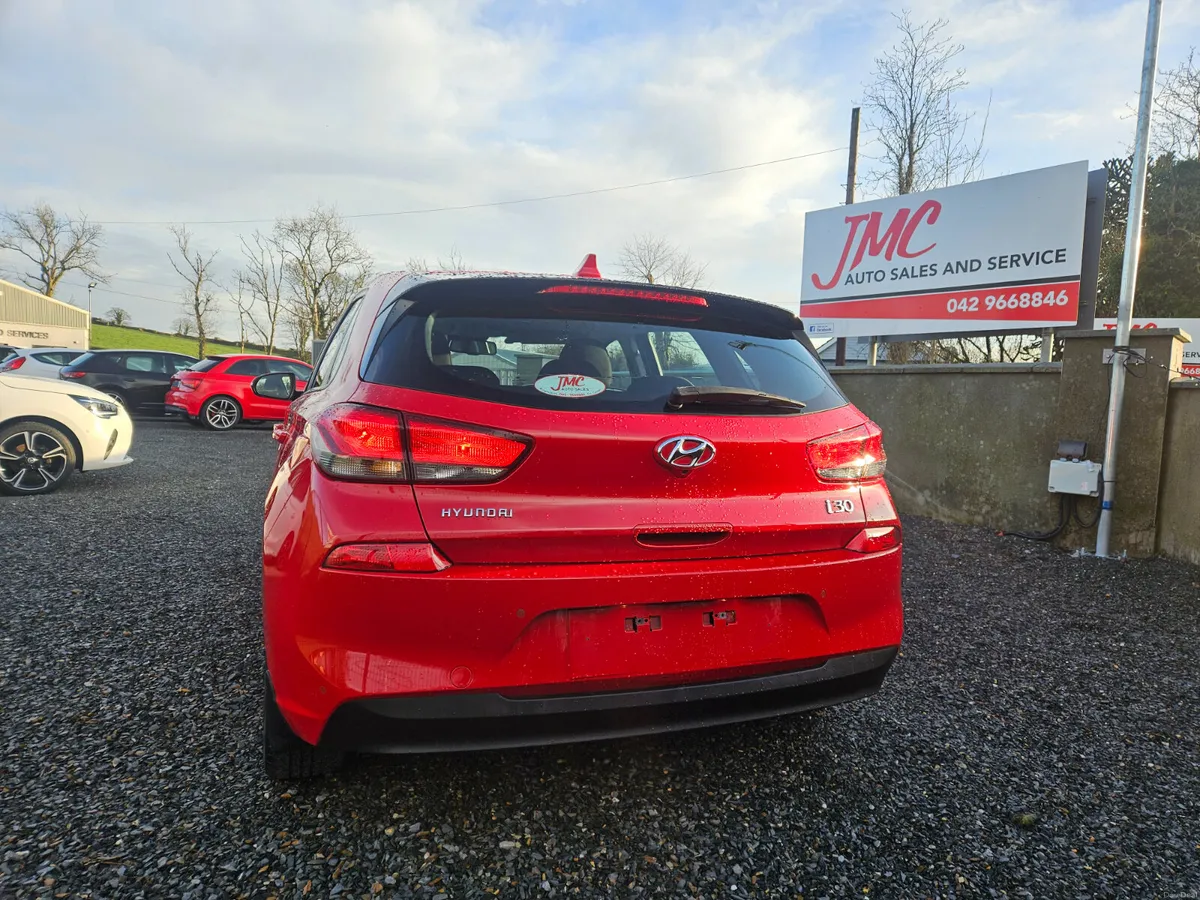 Hyundai i30 2017 - Image 3