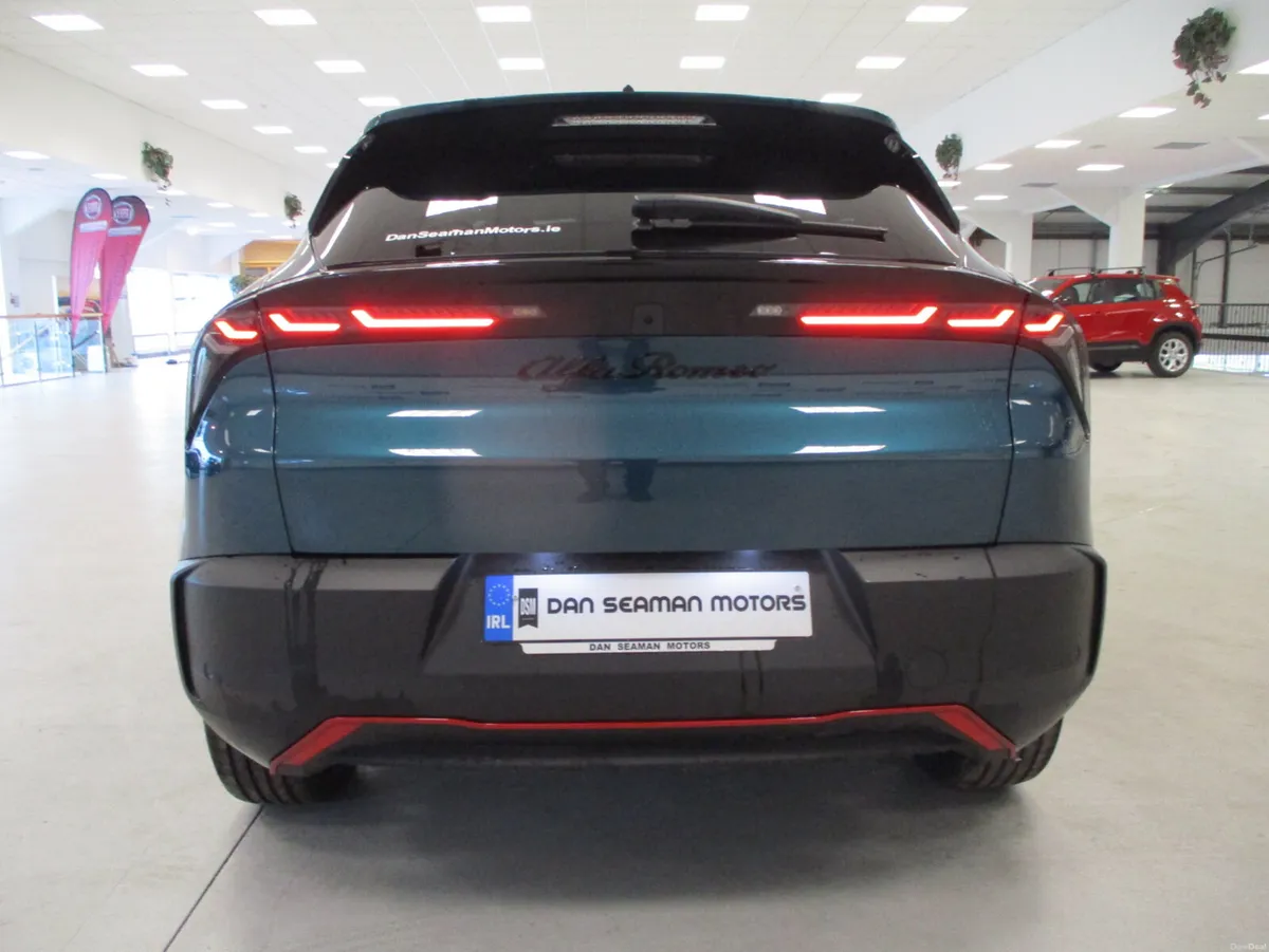NEW 262 OFFERS-ALFA ROMEO JUNIOR SPECIALE 54kWh - Image 6
