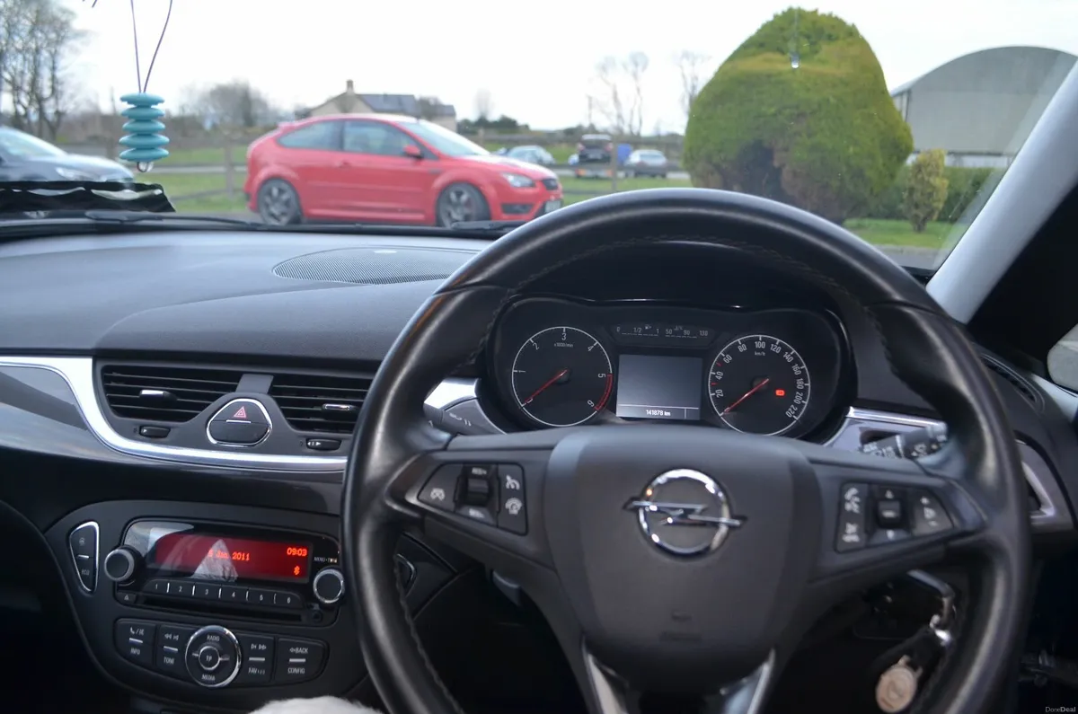 Opel Corsa 2017 - Image 4