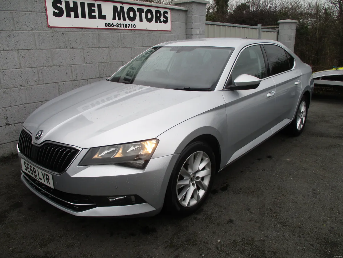 Skoda Superb 2019 - Image 5