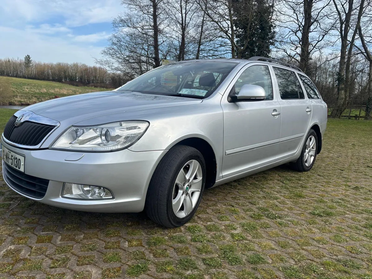 Skoda Octavia 2012 1.6 CR TDI ELEGANCE - Image 1
