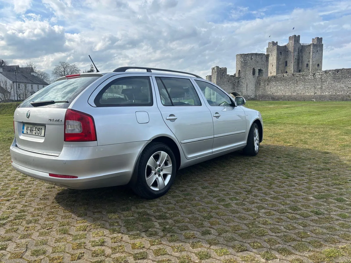 Skoda Octavia 2012 1.6 CR TDI ELEGANCE - Image 4