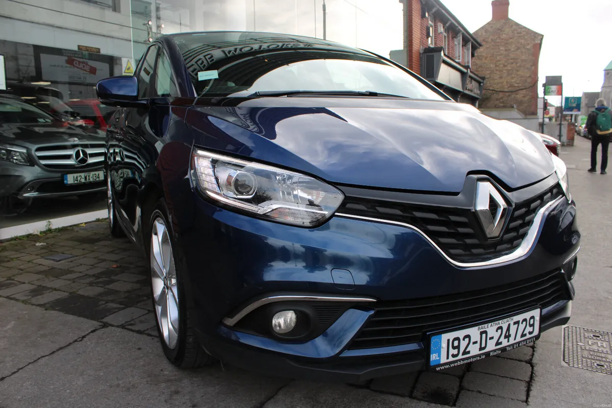 Renault Scenic 1.8 DCI 2019 - Image 1