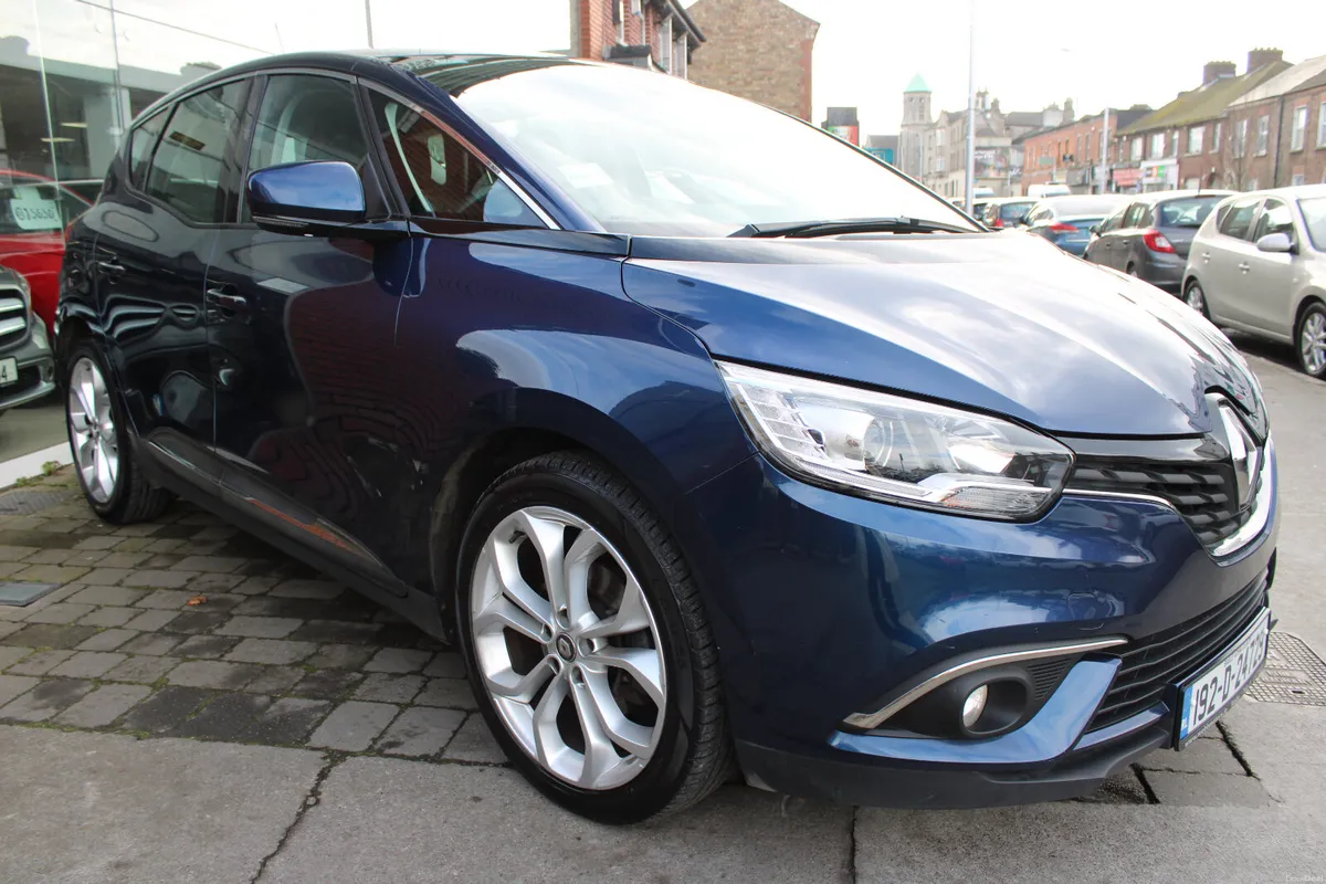 Renault Scenic 1.8 DCI 2019 - Image 2
