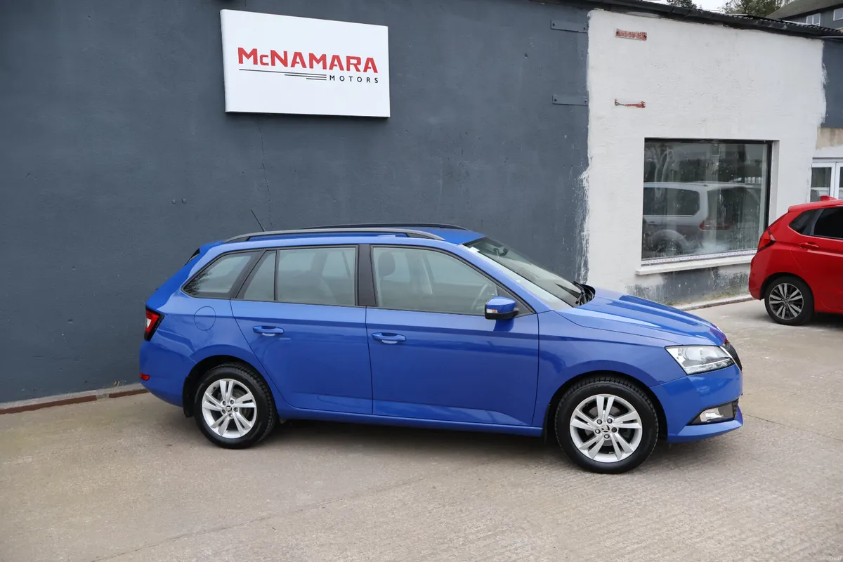 Skoda Fabia Combi Estate Only 53,000Km Like New! - Image 2