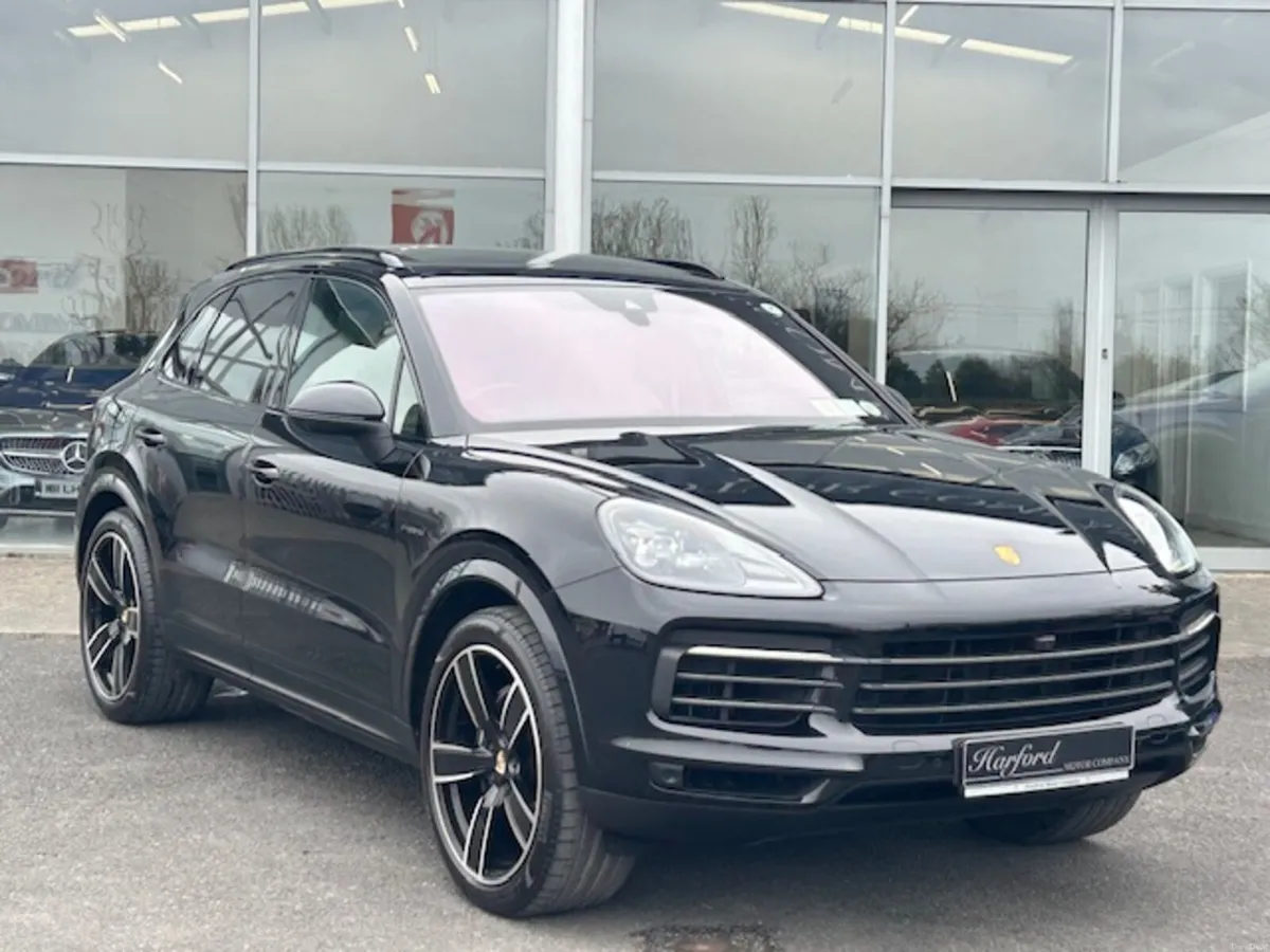 Porsche Cayenne V6 3.0 E-Hybrid Platinum Edition - Image 4