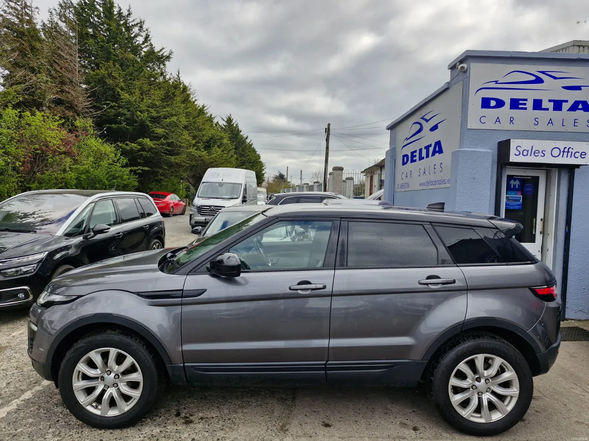 2017 LAND ROVER RANGE ROVER SE TECH 2.0 TD4 150BHP - Image 3