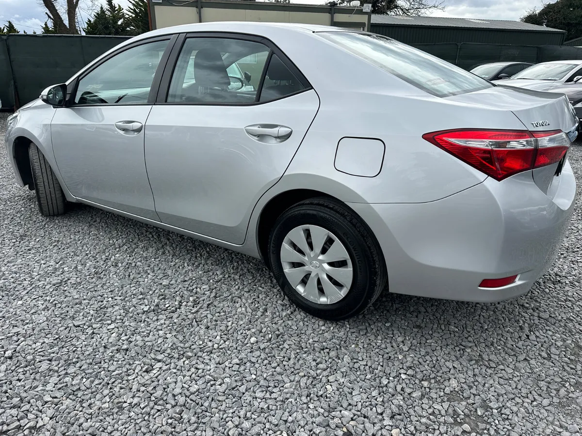 🔵 Toyota Corolla 1.33 TERRA AA APPROVED - Image 3