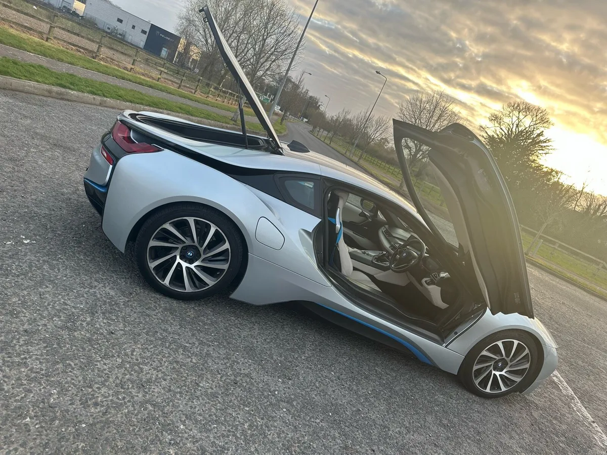 BMW i8 💥Top spec 💥 - Image 5
