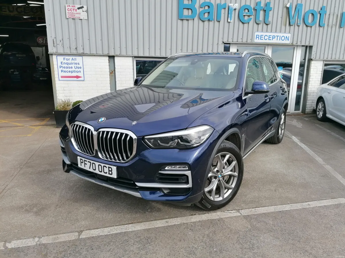 2021 BMW X5 45E X drive X line - Image 3
