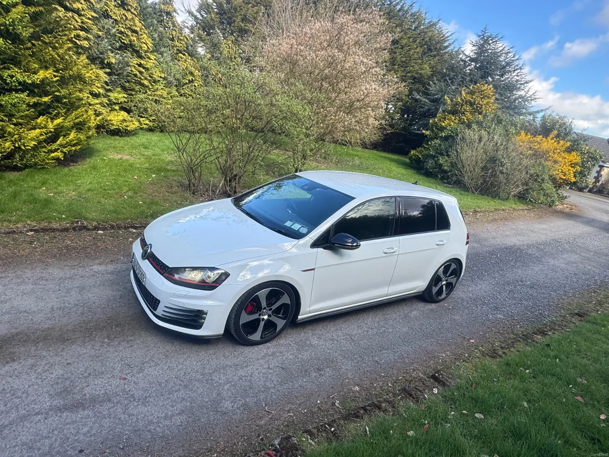 16  Golf GTI 2.0 DSG AUTOMATIC - Image 4