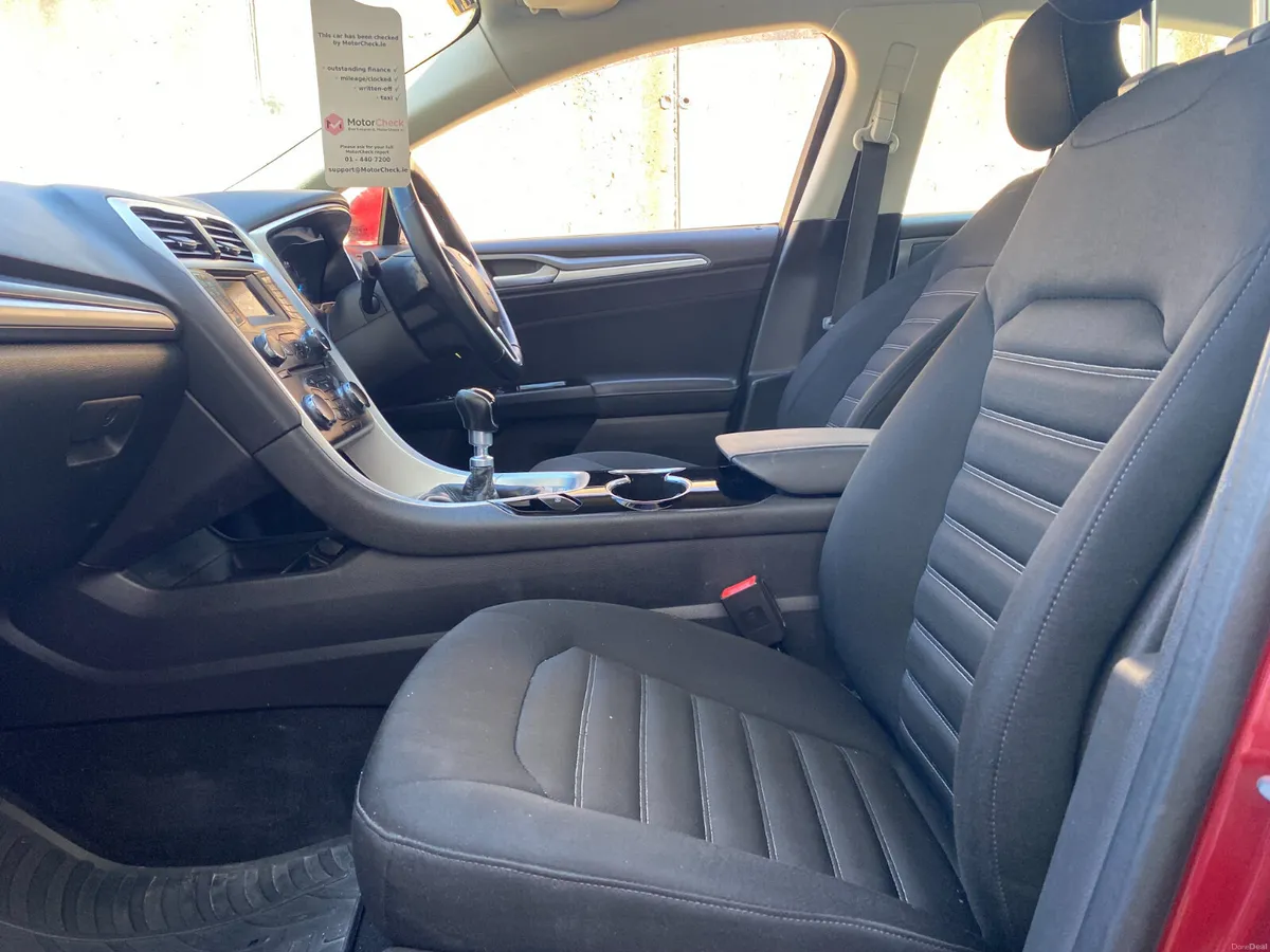 Ford Mondeo 2015///LOW KLMS//// - Image 4