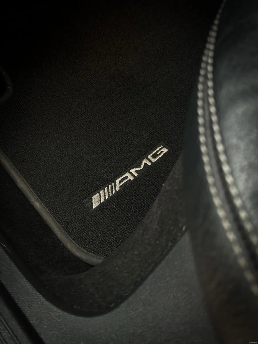 Mercedes-Benz E-Class 2014 - Image 4