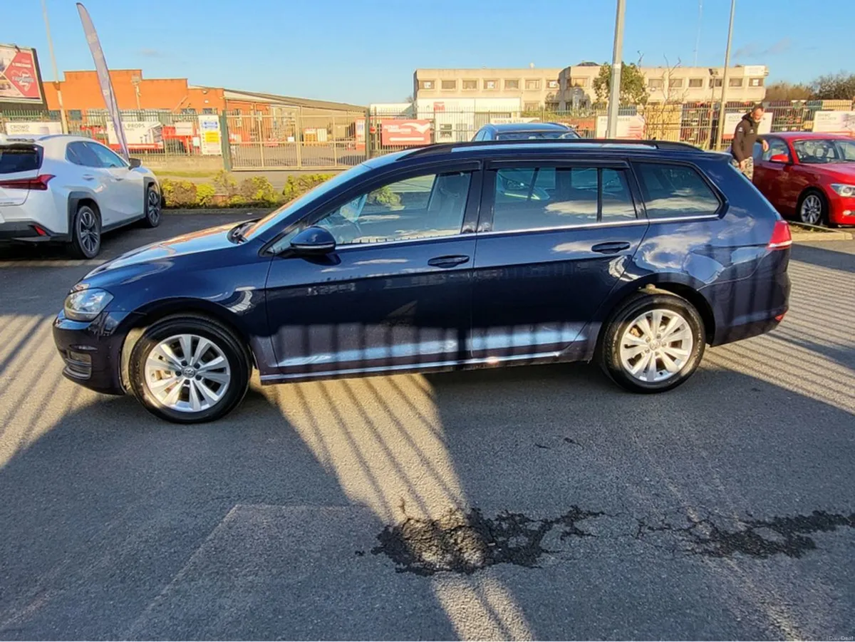 Volkswagen Golf (2yr Warranty) 1.2 Petrol DSG Hig - Image 6
