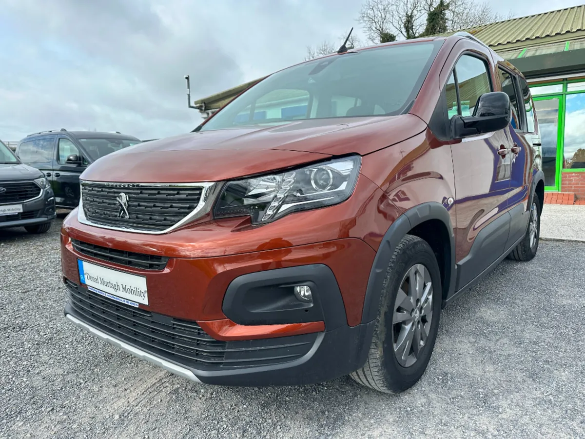 Wheelchair Car - Image 3