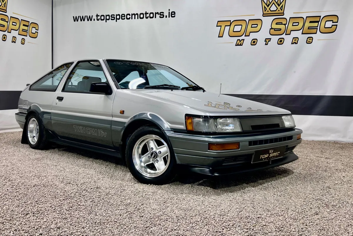 Toyota Corolla 1986 gt coupe twincam AE86 - Image 1