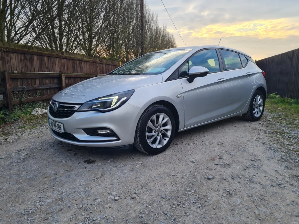 Vauxhall Astra 2019 - Image 2
