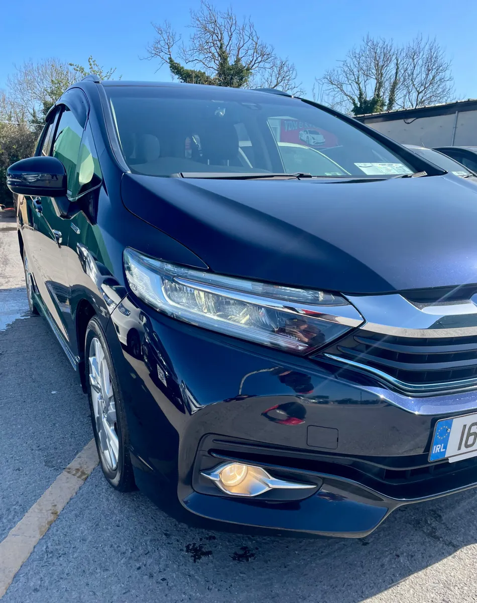 HONDA SHUTTLE 2016 (1.5, MODEL “Z”, HYBRID) - Image 2