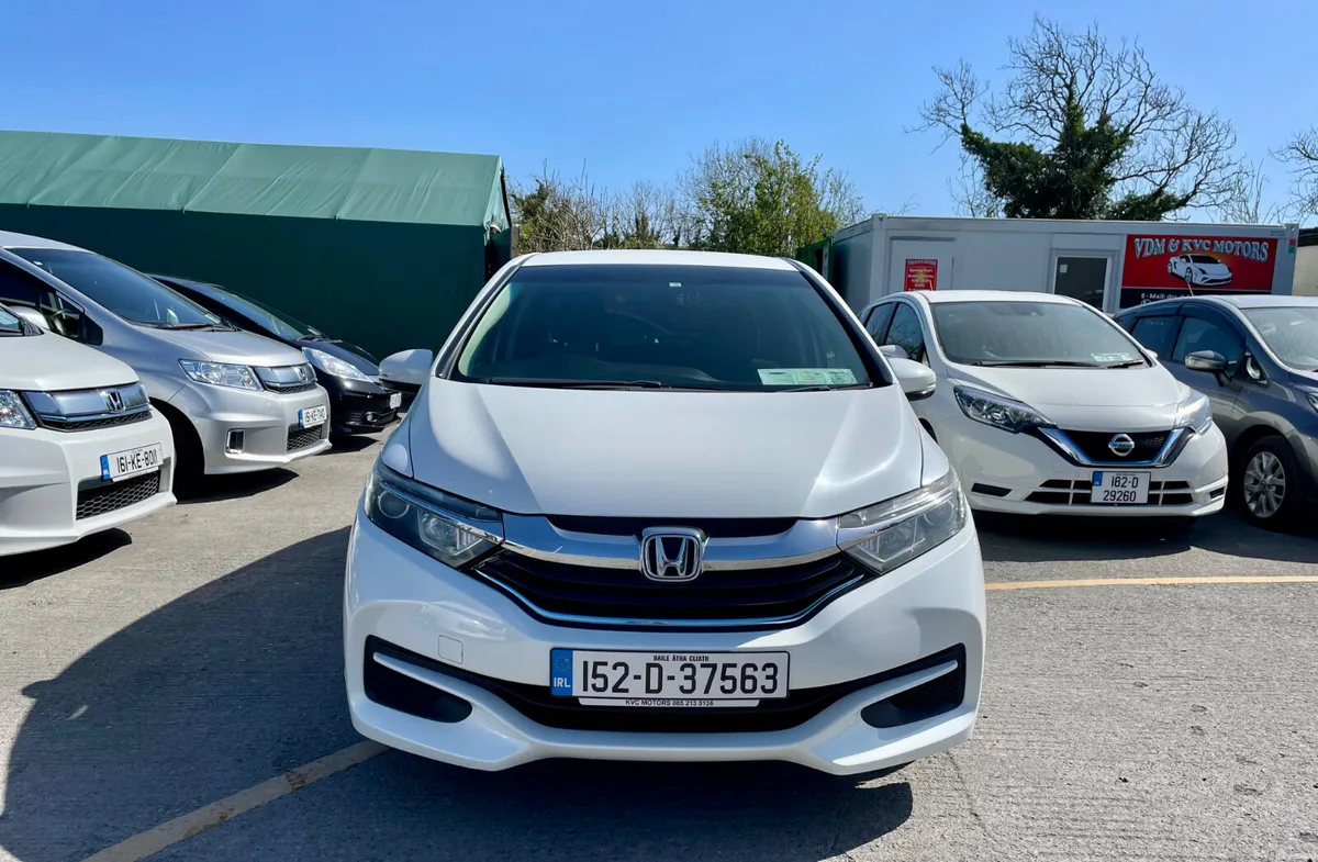 HONDA SHUTTLE 2015 (1.5HYBRID) - Image 3