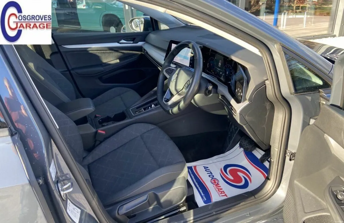 2024 Volkswagen Golf E1.5tsi Auto - Image 3