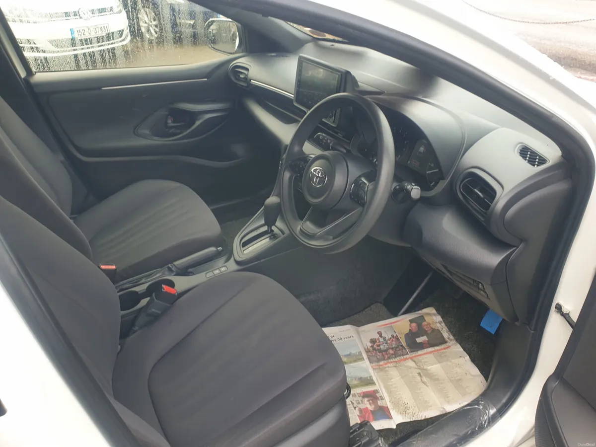 2022 TOYOTA YARIS 1. 0 AUTOMATIC PETROL - Image 2