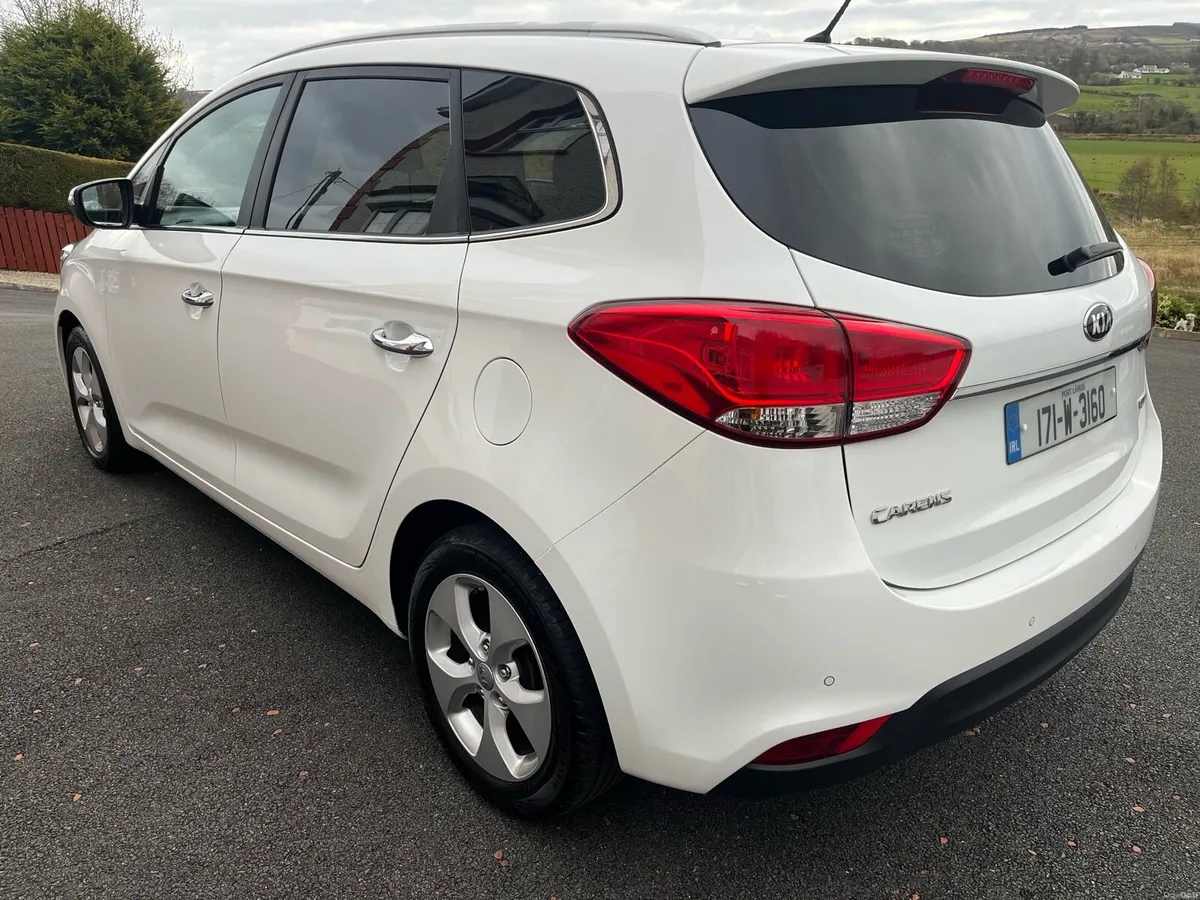 2017 kia carens 1.7 CRDI 7 seater low km - Image 4