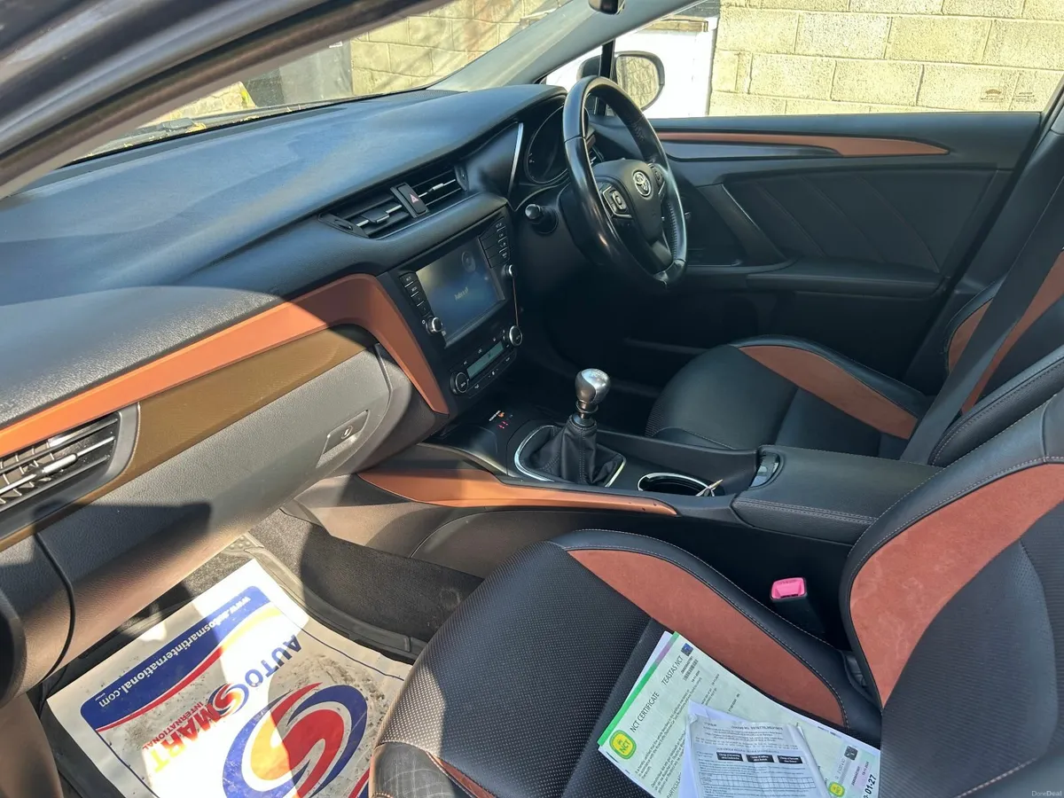 2017 Toyota Avensis Luna Navi 2.0 D4D 01/27 - Image 1